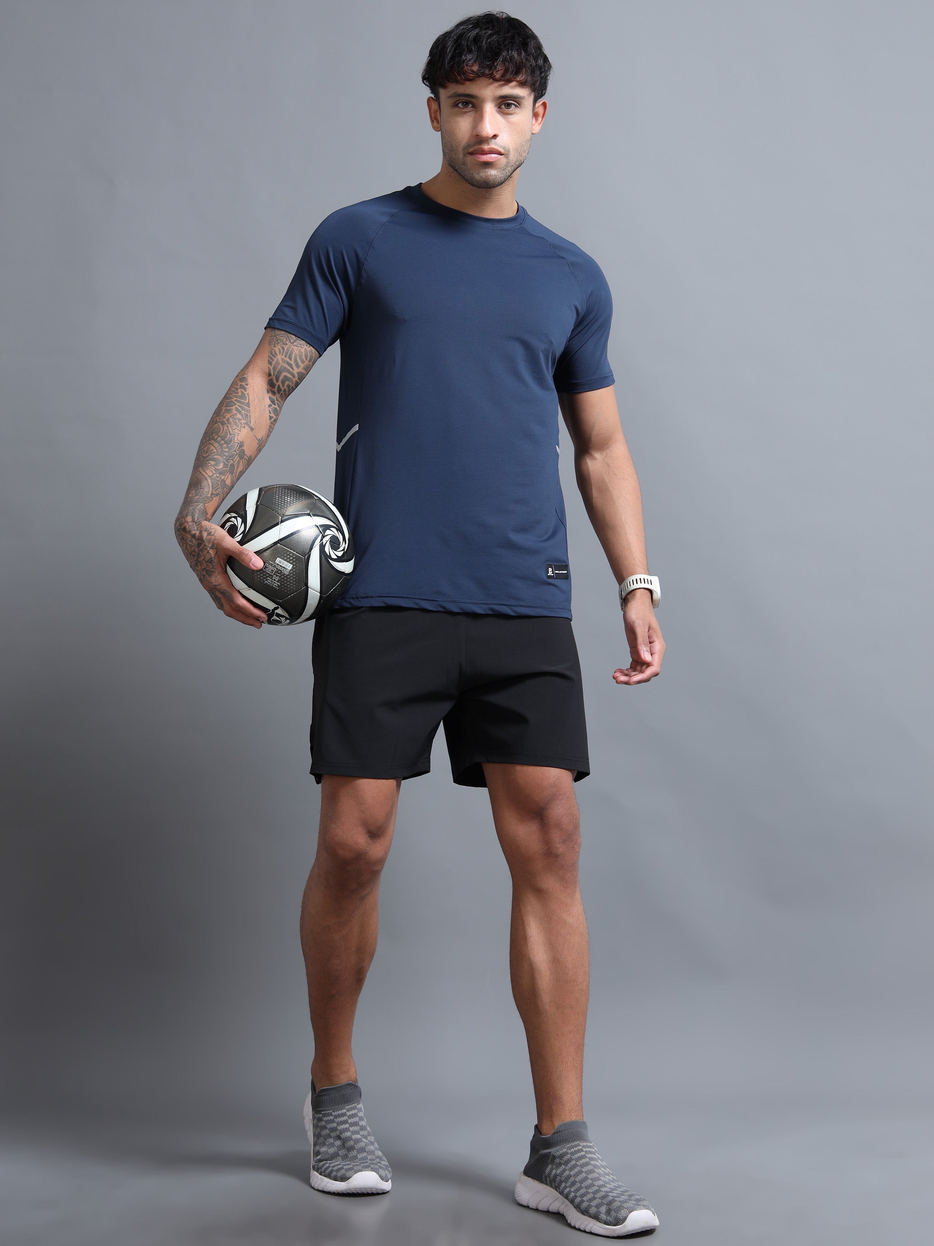 MOVE T-SHIRT (NAVY BLUE)