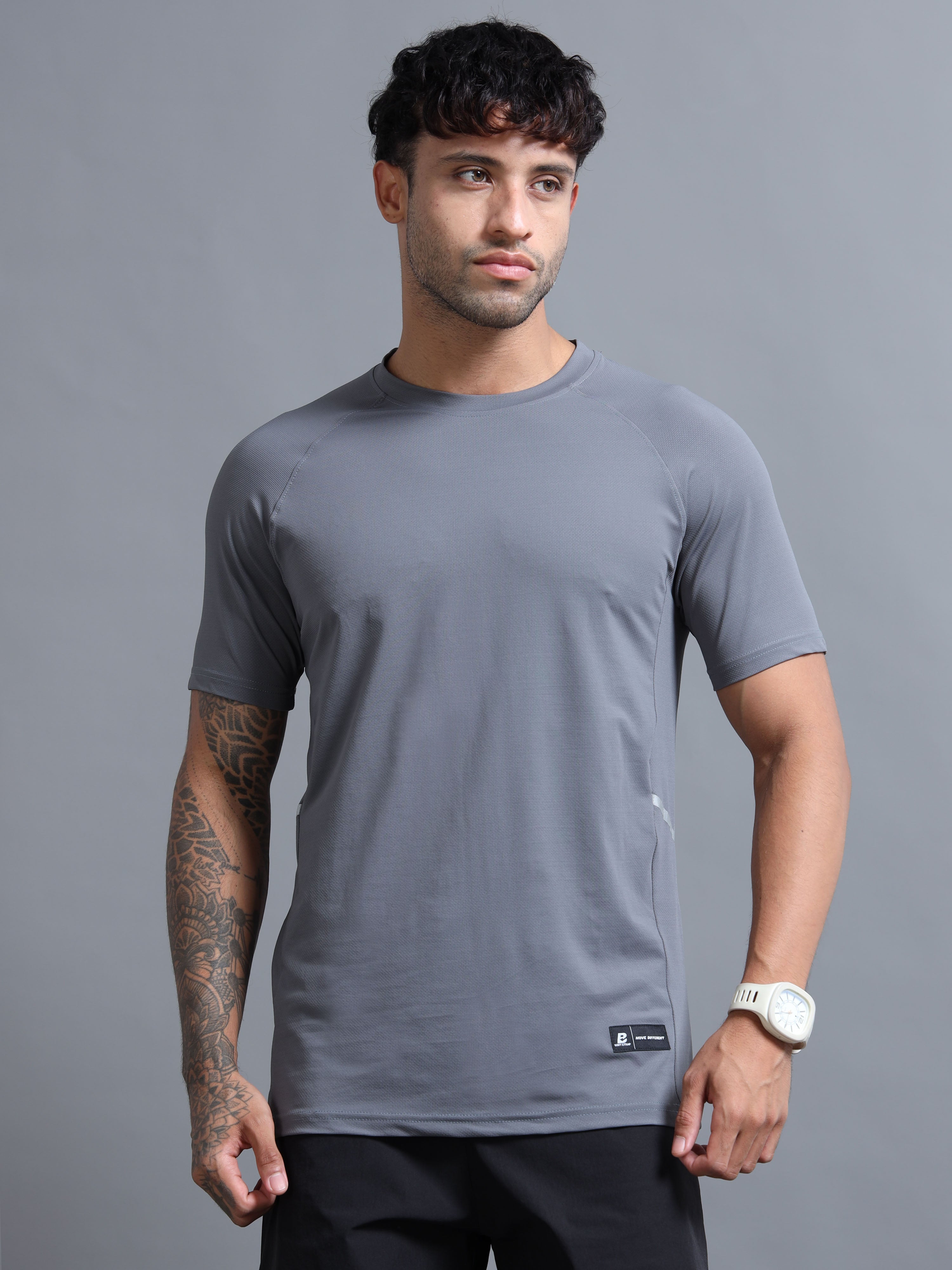 MOVE T-SHIRT (GREY)