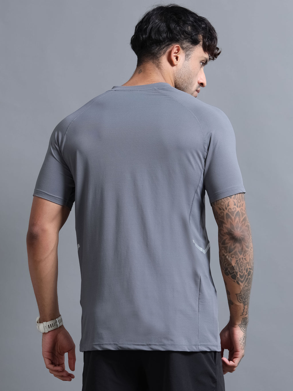 MOVE T-SHIRT (GREY)