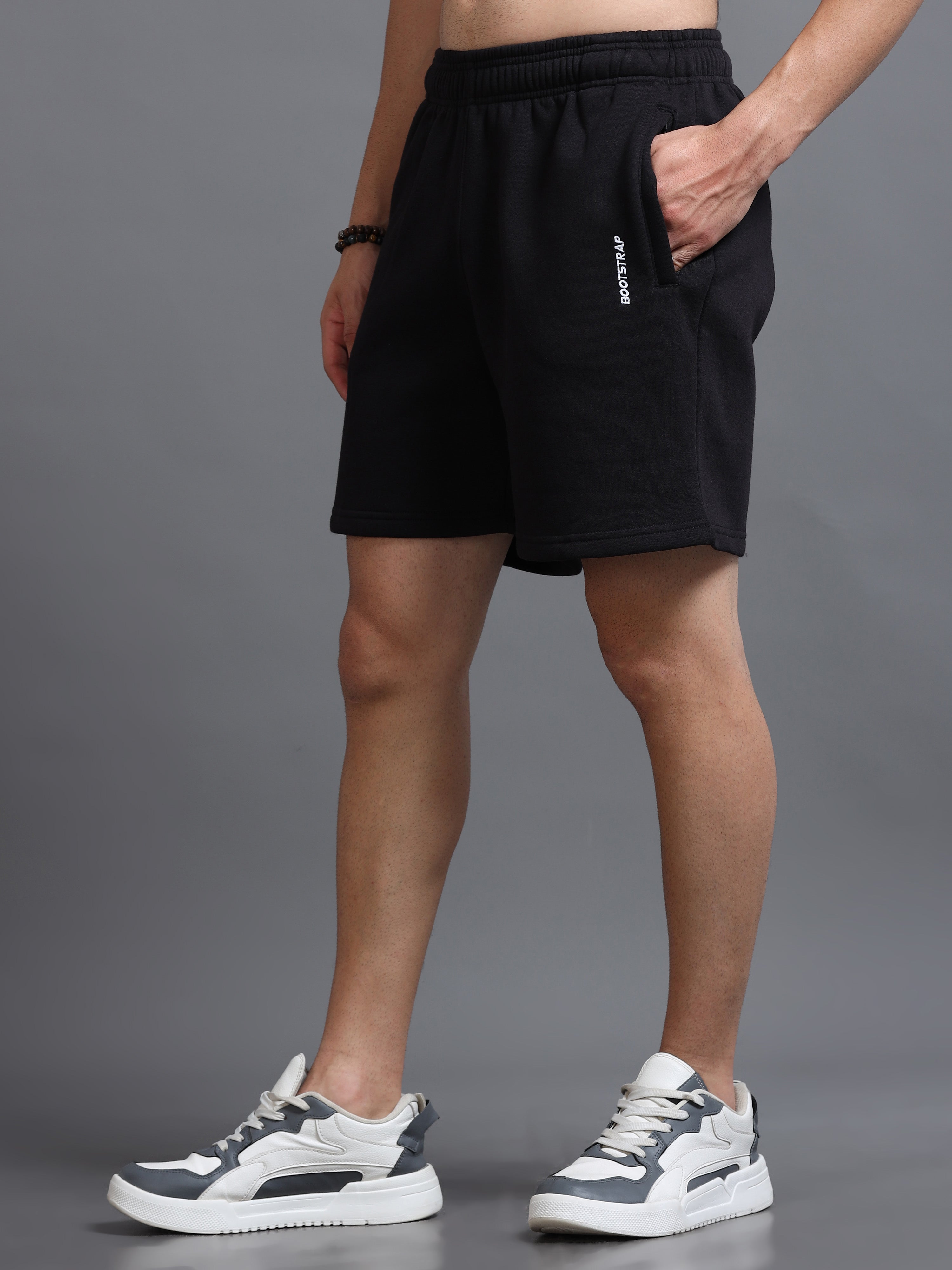 EASE SHORTS (BLACK)