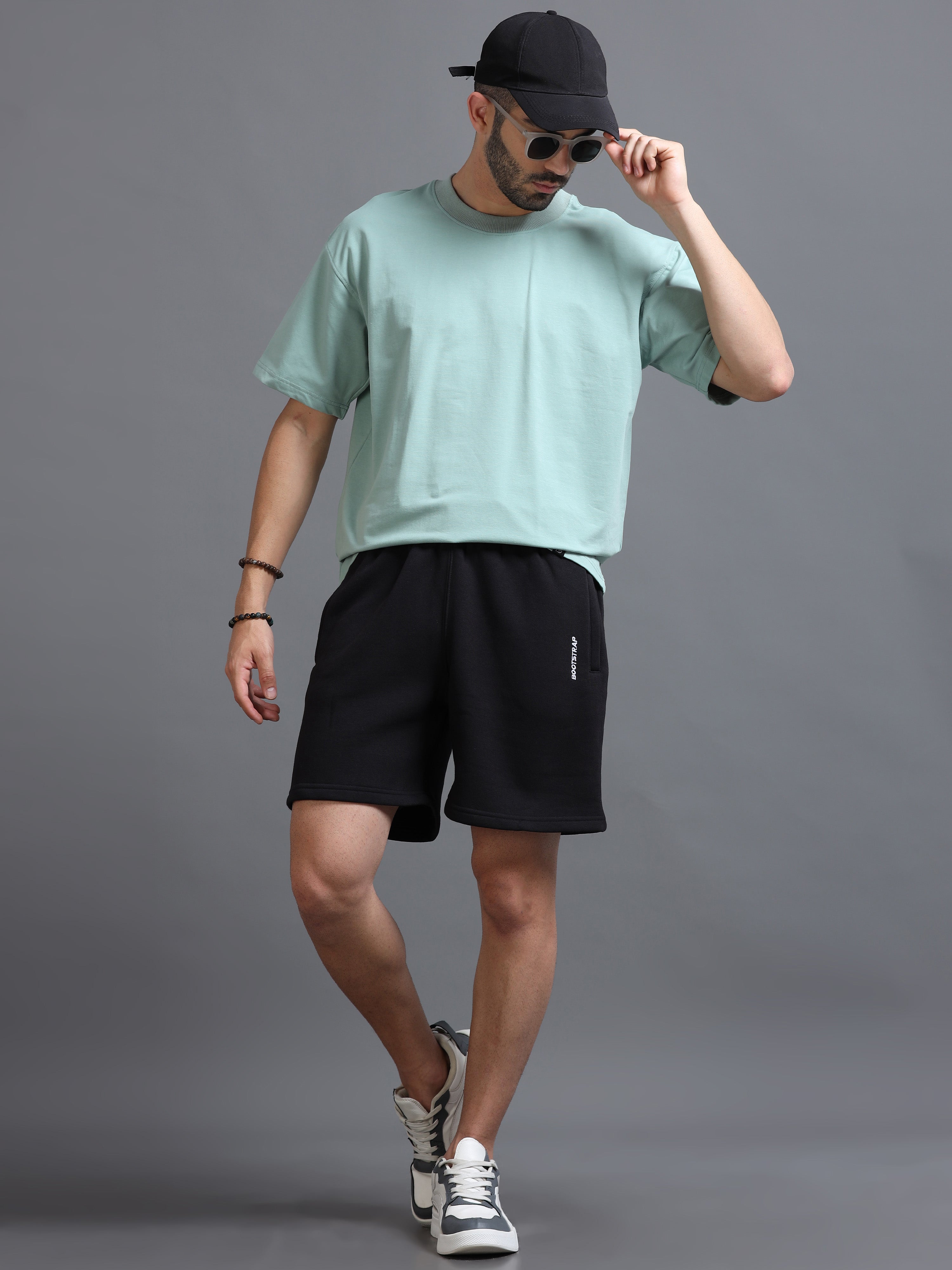 EASE SHORTS (BLACK)