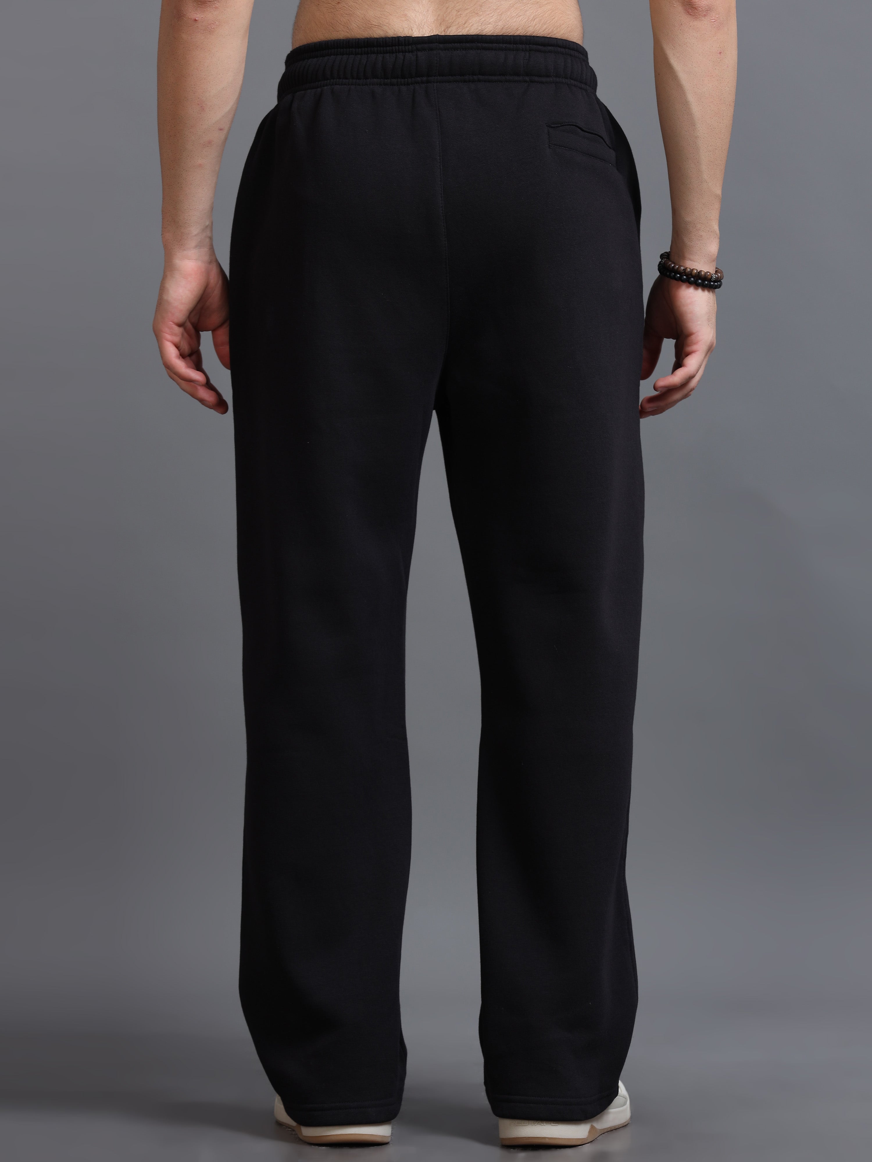 EASE JOGGERS (BLACK)