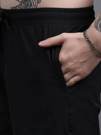 STRIDE SHORTS ( DARK GREY )